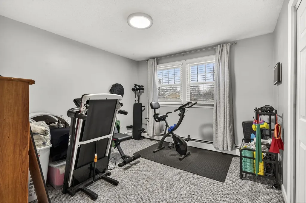 42 Marianna Road Salem NH 03079