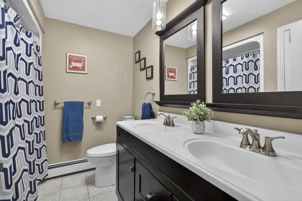42 Marianna Road Salem NH 03079