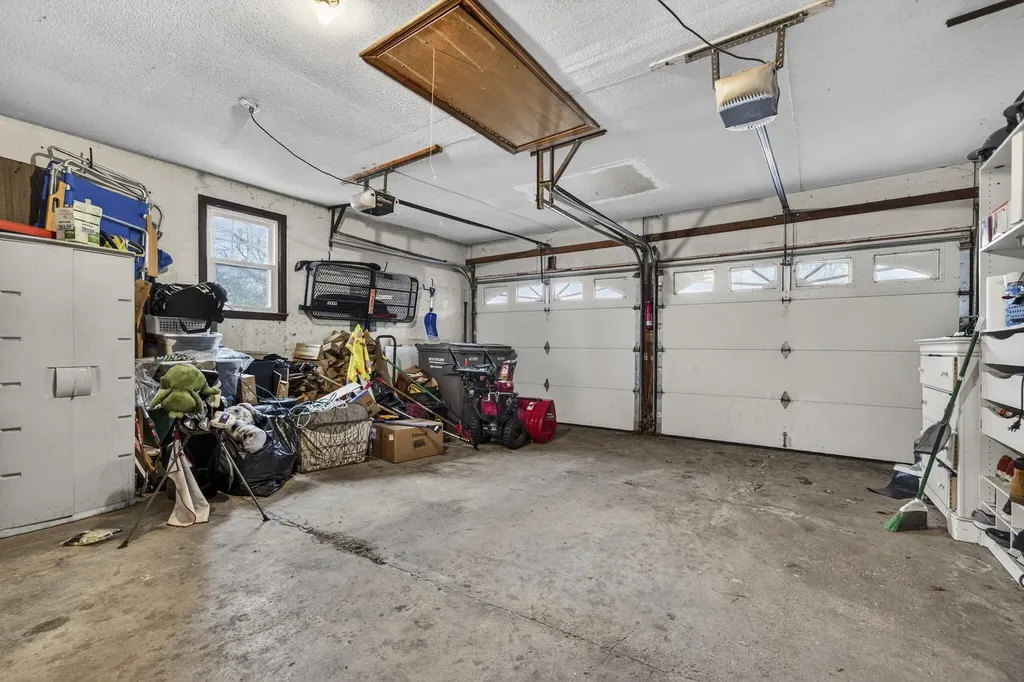 42 Marianna Road Salem NH 03079