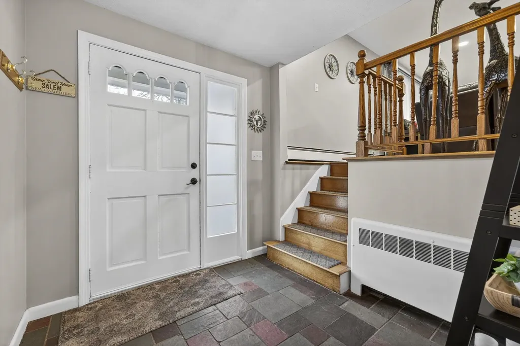 42 Marianna Road Salem NH 03079