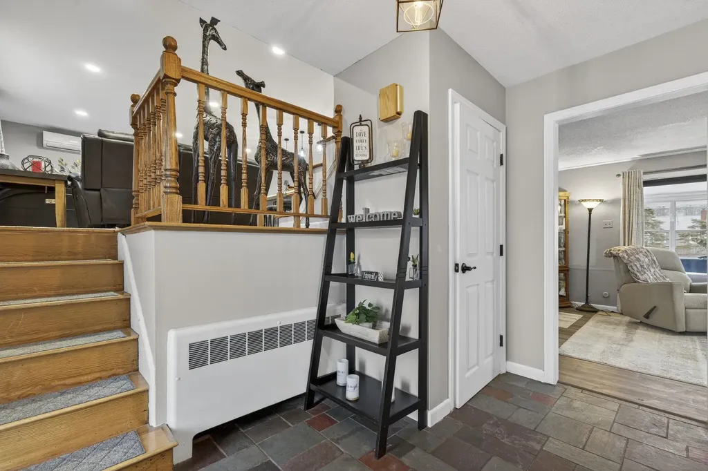42 Marianna Road Salem NH 03079