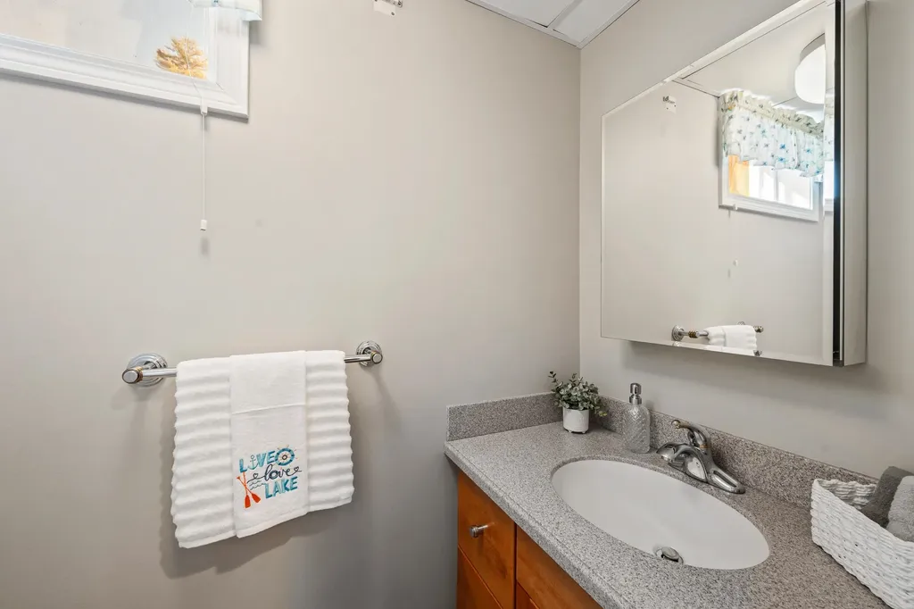 106 Washington Road Freedom NH 03836