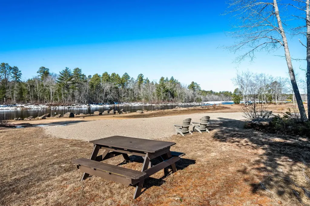 106 Washington Road Freedom NH 03836