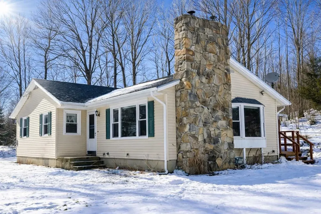 861 Alstead Center Road Alstead NH 03602