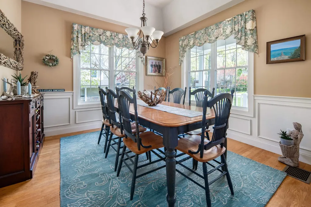 141 Rabbit Run Wells ME 04090