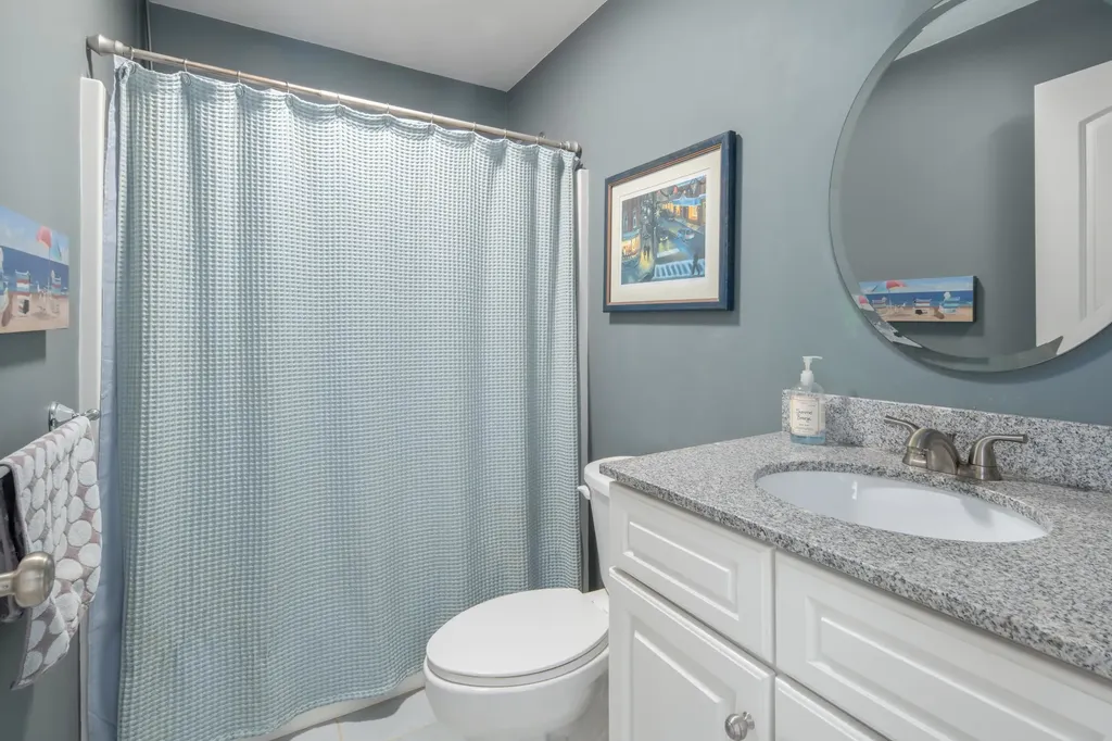 141 Rabbit Run Wells ME 04090