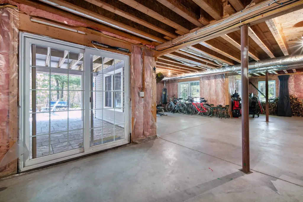 141 Rabbit Run Wells ME 04090