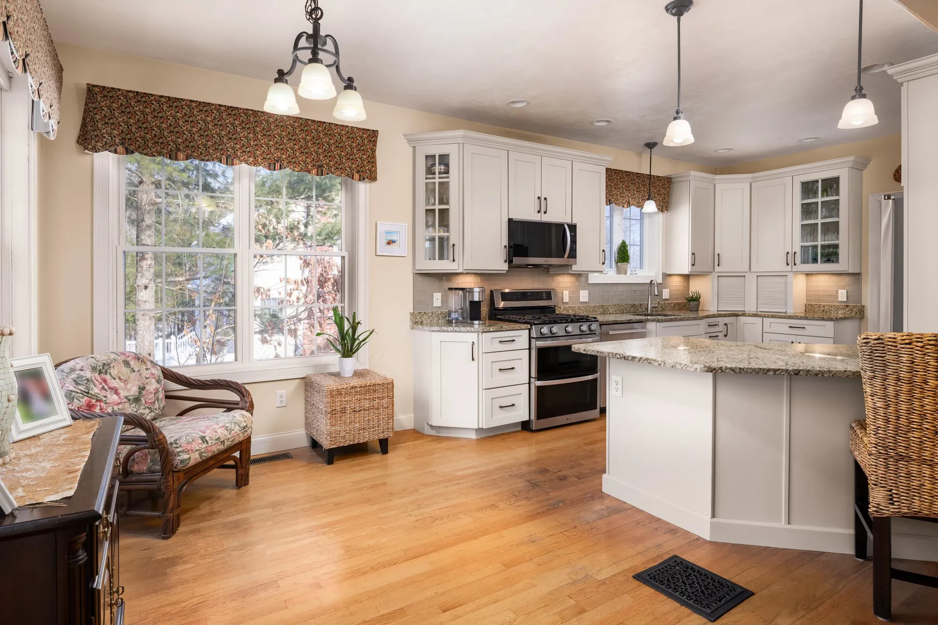 141 Rabbit Run Wells ME 04090