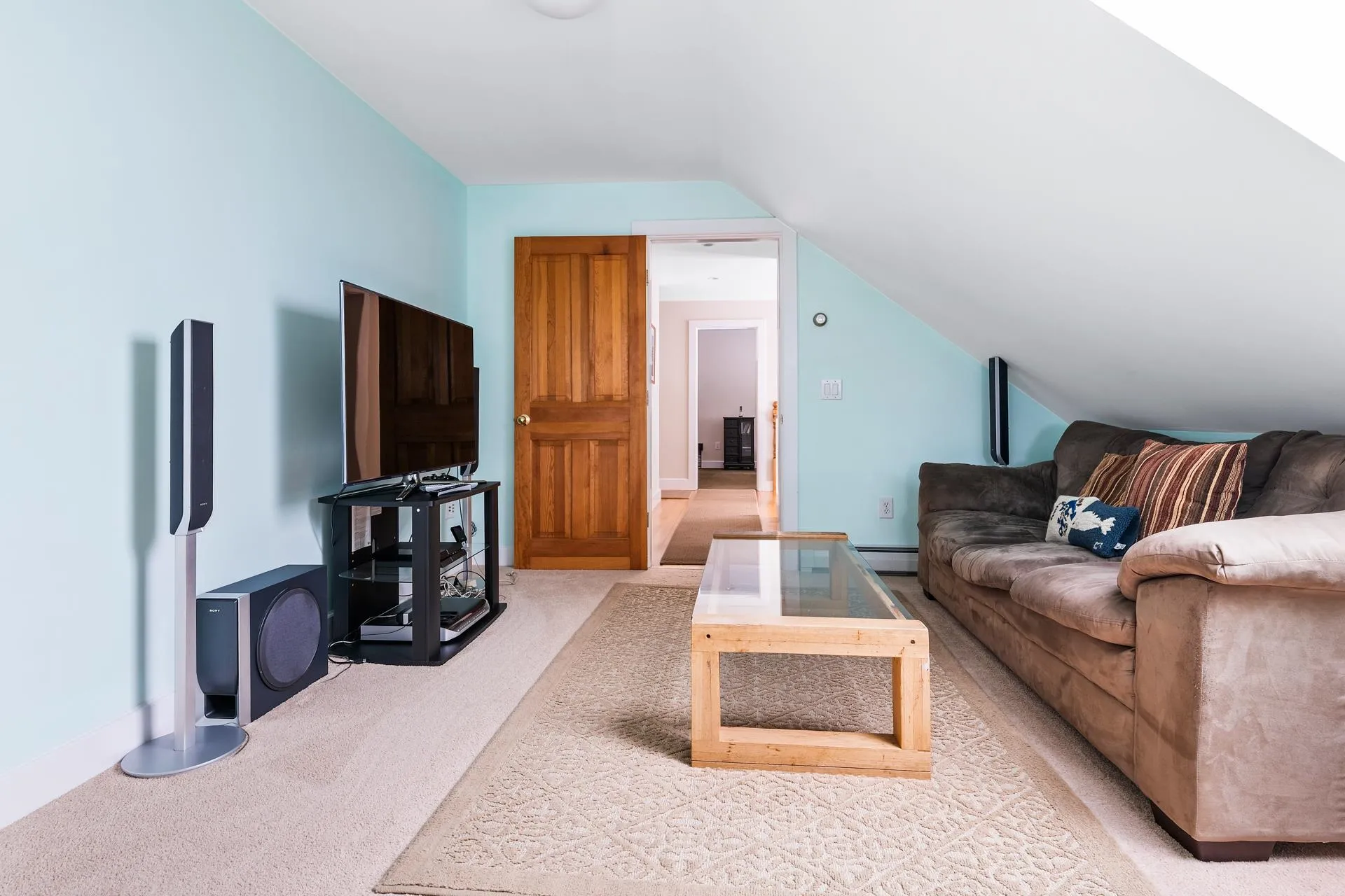 155 Top Of The World Road Grantham NH 03753