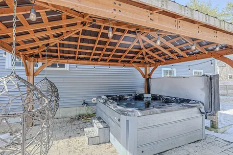 8 Poor Farm Road Brookline NH 03033