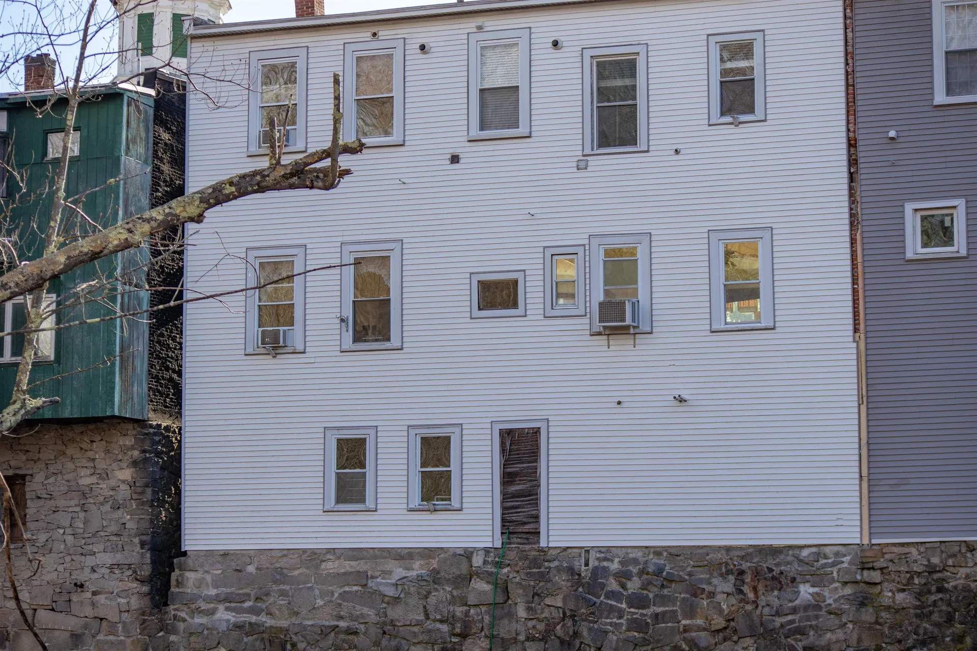 111 Union Square Milford NH 03055
