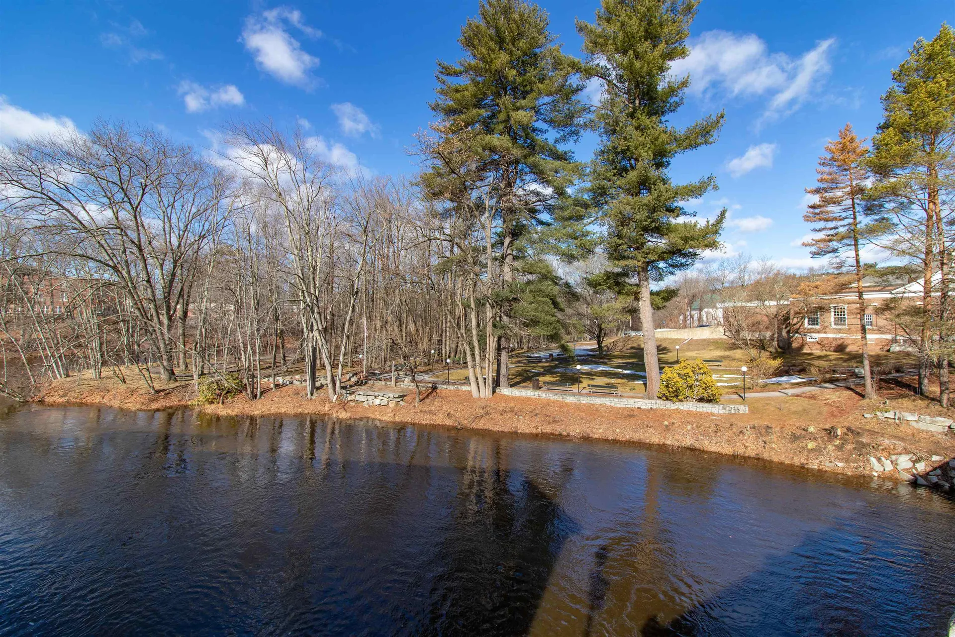 111 Union Square Milford NH 03055