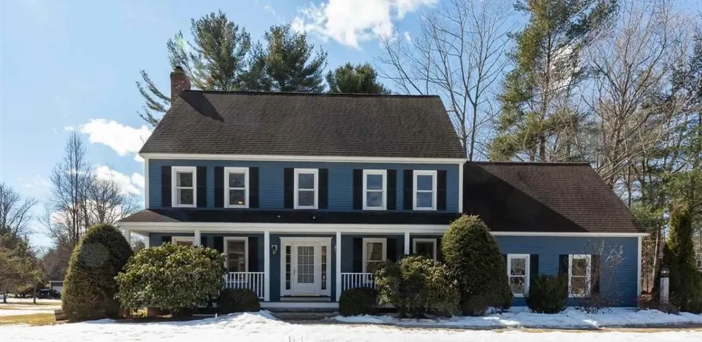 34 Falcone Circle Hampton NH 03842