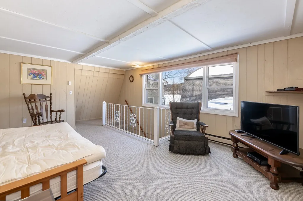 88 Sunset Drive Belmont NH 03220