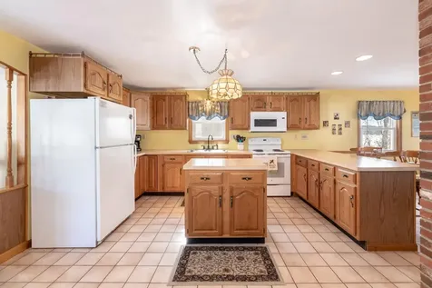 88 Sunset Drive Belmont NH 03220