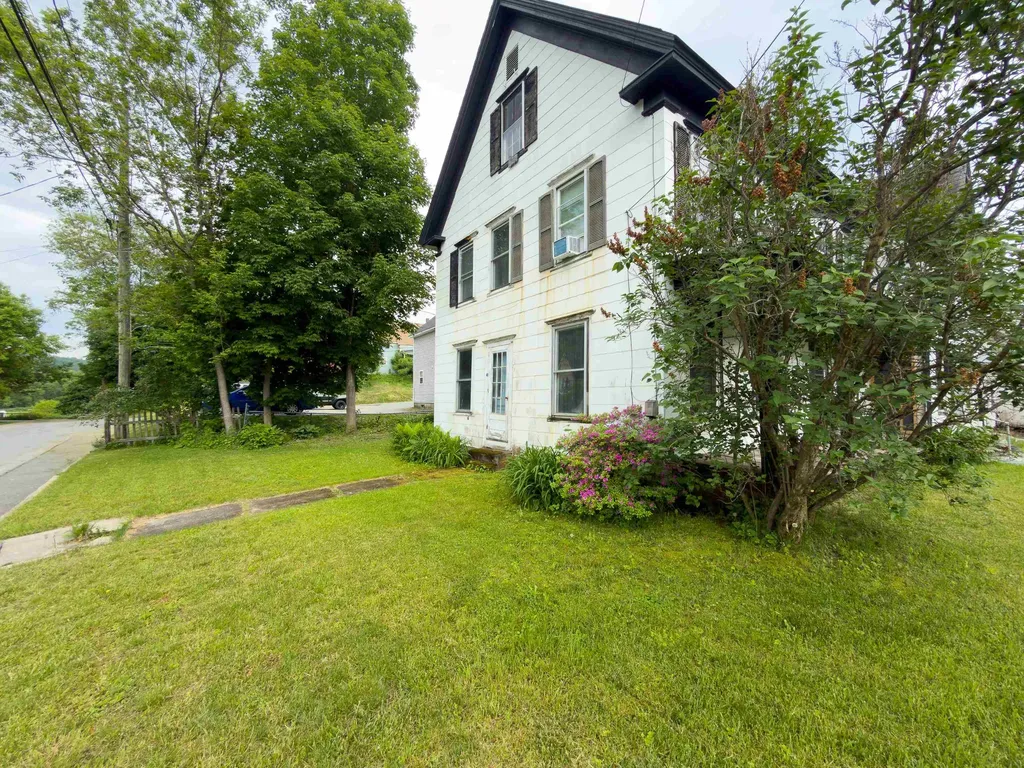 41 Ammonoosuc Street Haverhill NH 03785