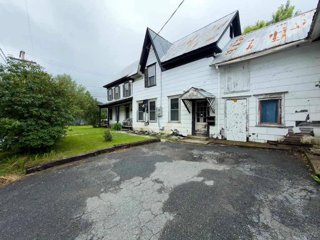 41 Ammonoosuc Street Haverhill NH 03785