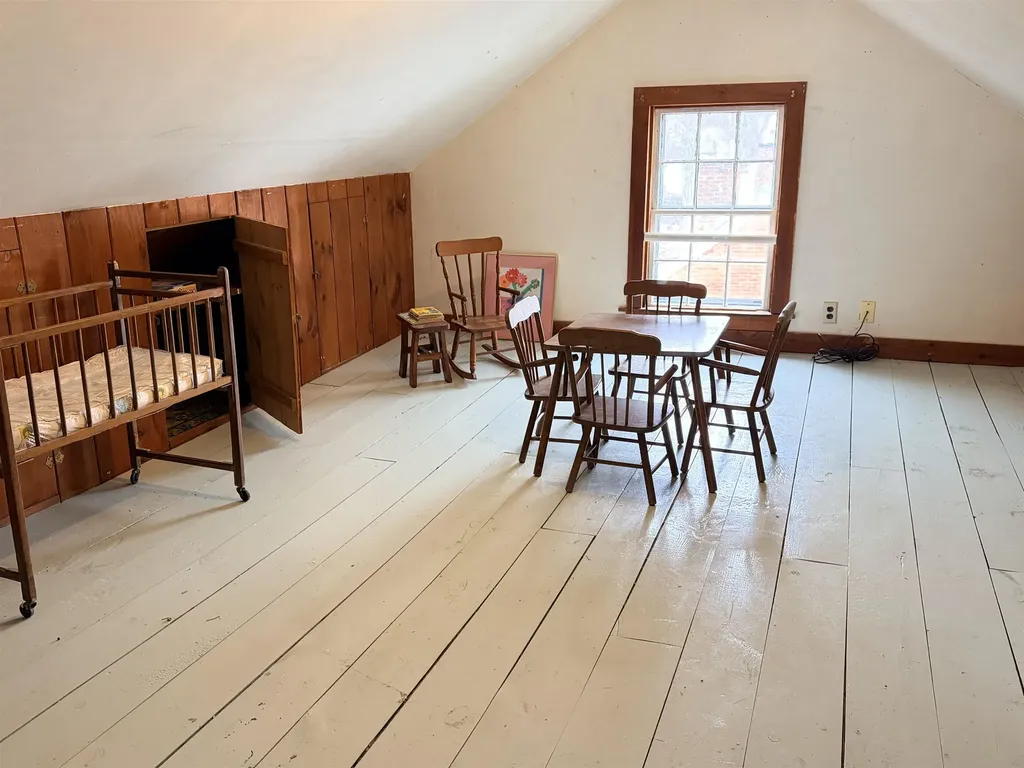 9 Rogers Street Walpole NH 03608