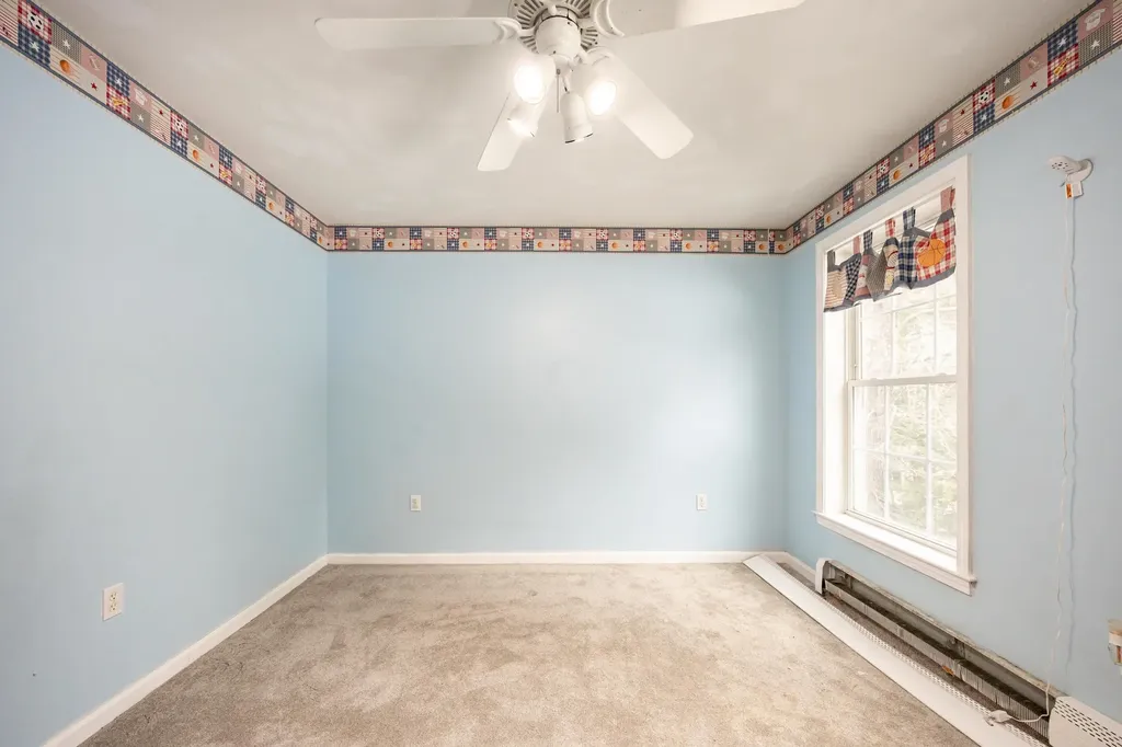 20 Madison Lane Newmarket NH 03857