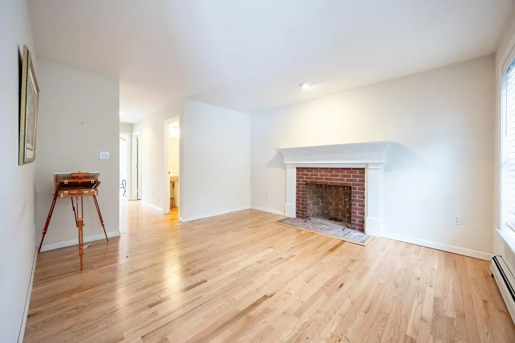 20 Madison Lane Newmarket NH 03857