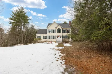 20 Madison Lane Newmarket NH 03857
