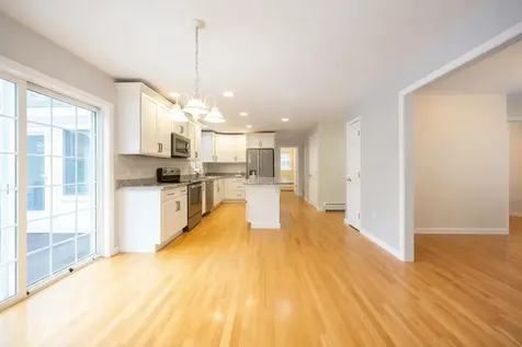 20 Madison Lane Newmarket NH 03857