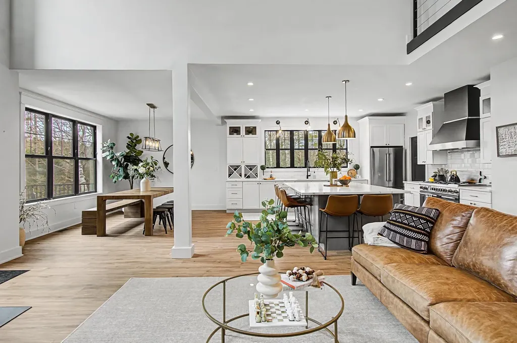 77 Two Ponds Road Warren VT 05674