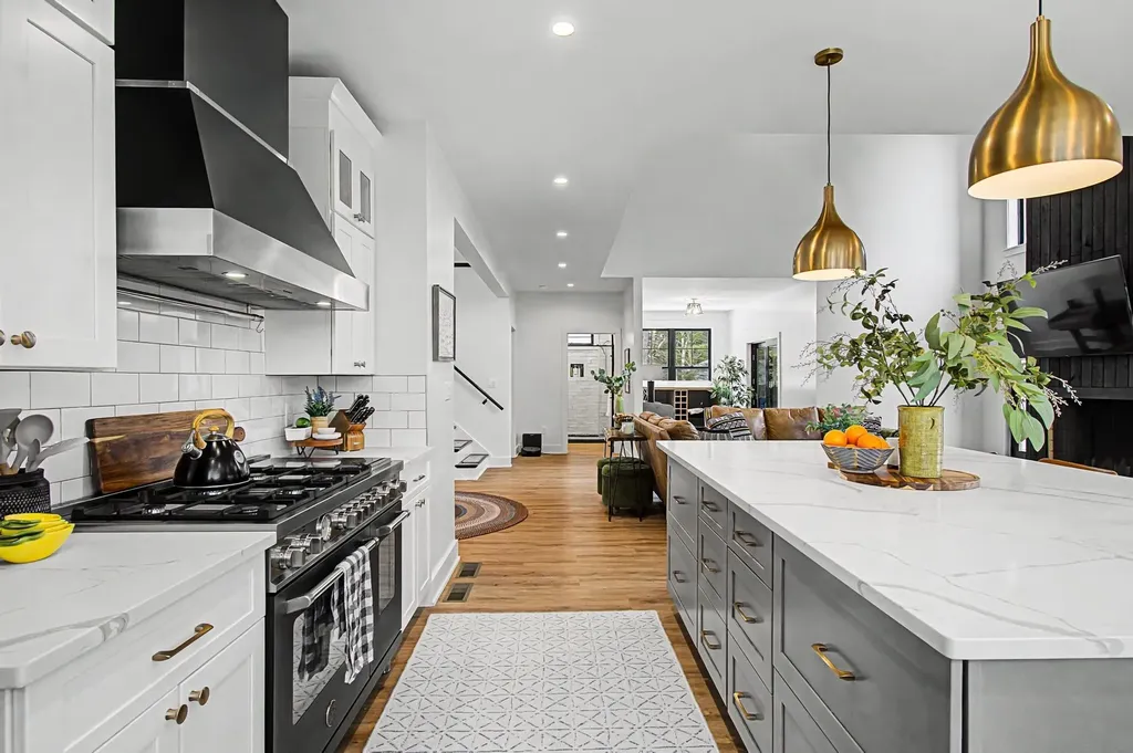 77 Two Ponds Road Warren VT 05674