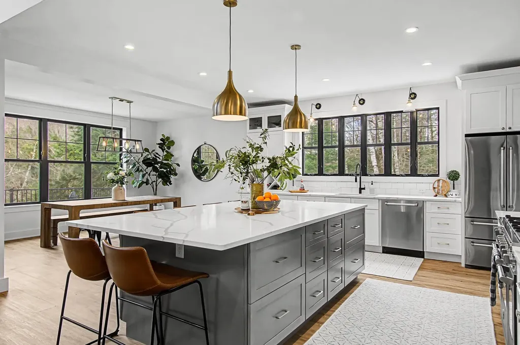 77 Two Ponds Road Warren VT 05674