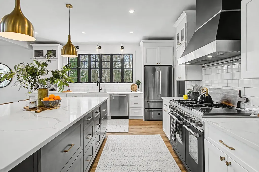 77 Two Ponds Road Warren VT 05674