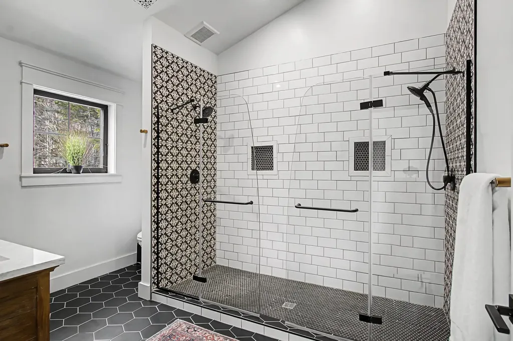 77 Two Ponds Road Warren VT 05674