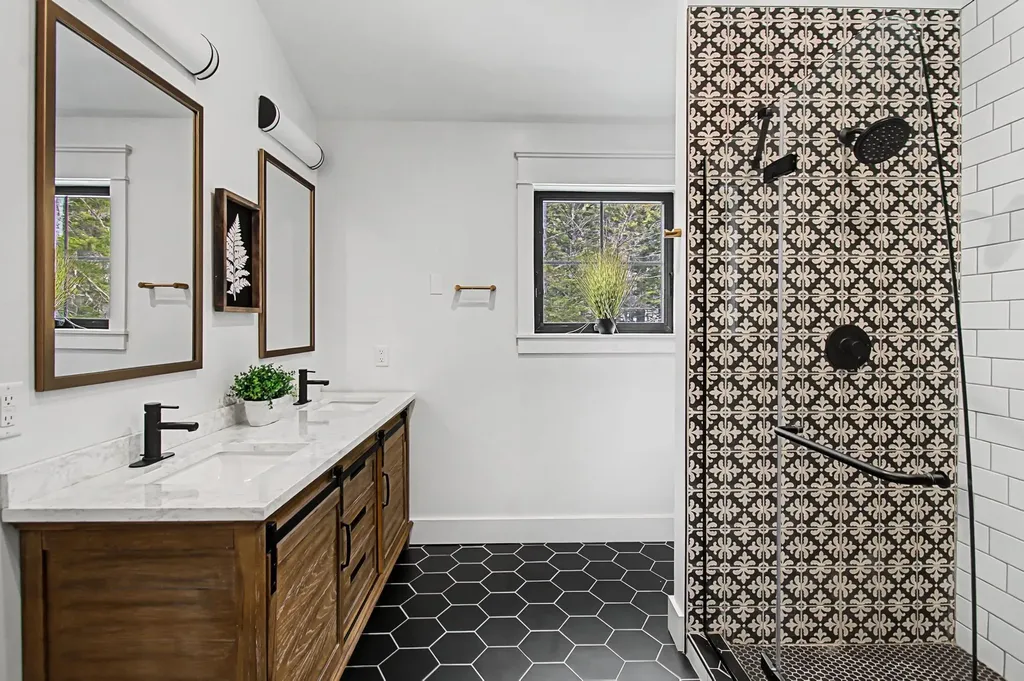 77 Two Ponds Road Warren VT 05674