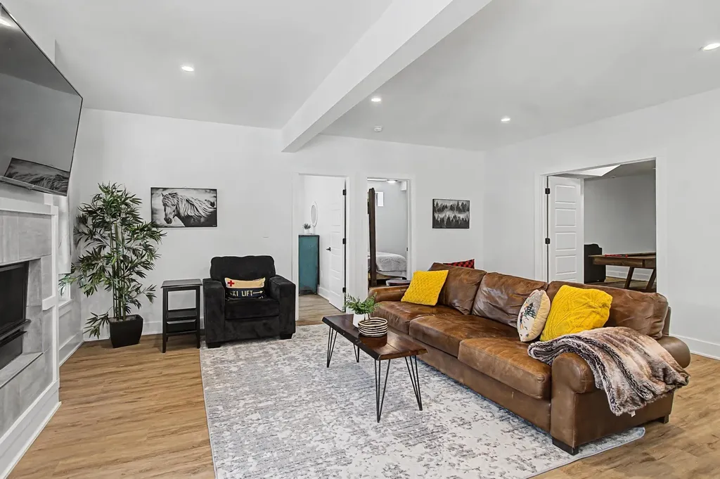 77 Two Ponds Road Warren VT 05674