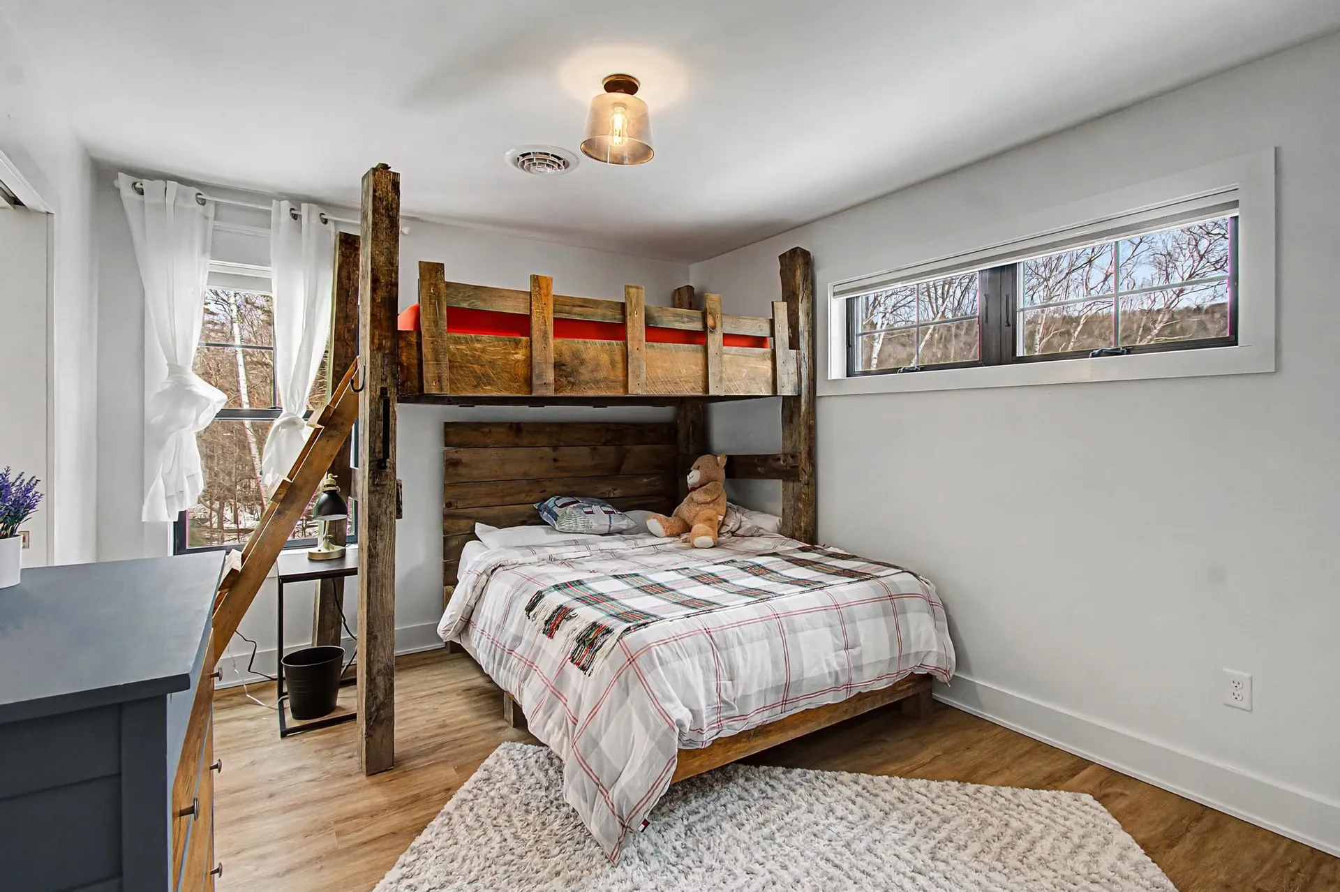 77 Two Ponds Road Warren VT 05674