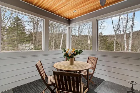 77 Two Ponds Road Warren VT 05674