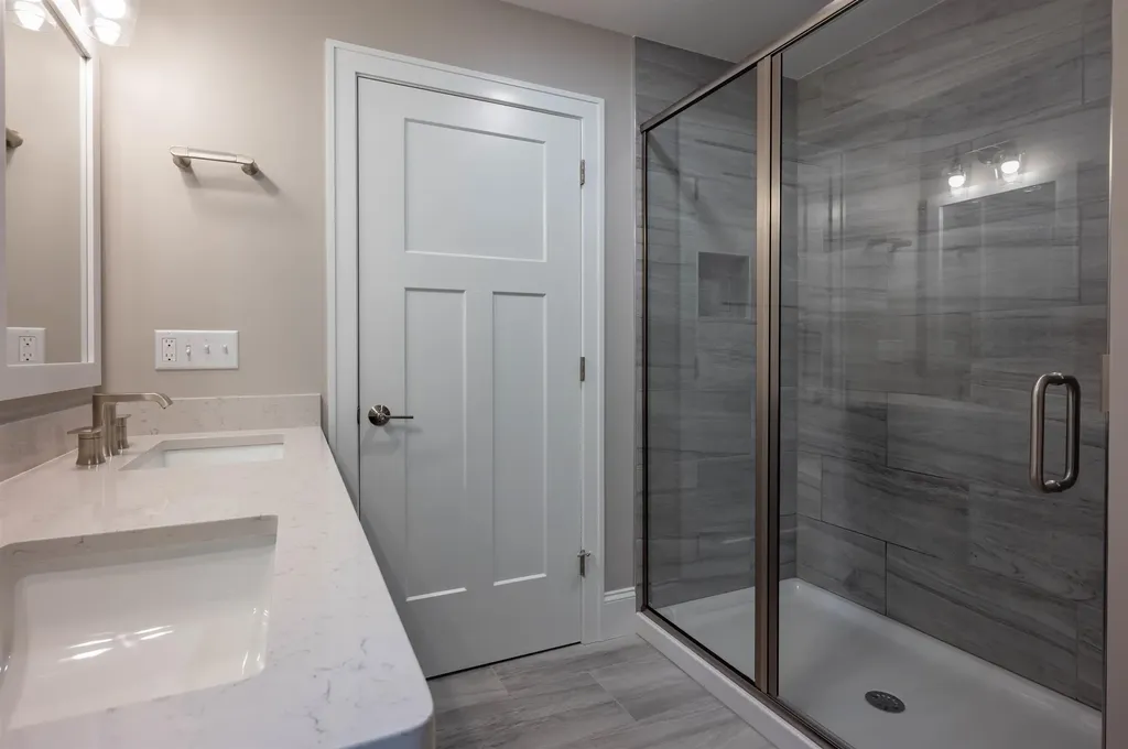 15 Wilderness Drive Nashua NH 03062
