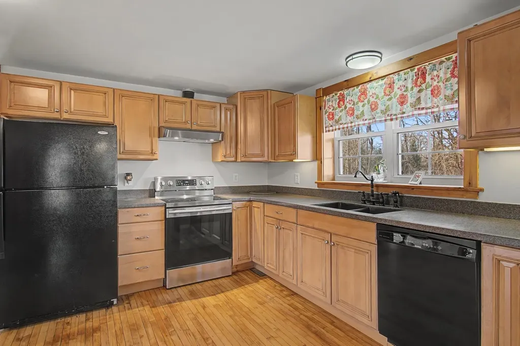 32 Church Road St. Albans Town VT 05478