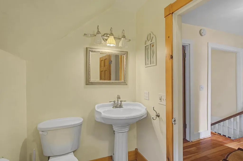 32 Church Road St. Albans Town VT 05478