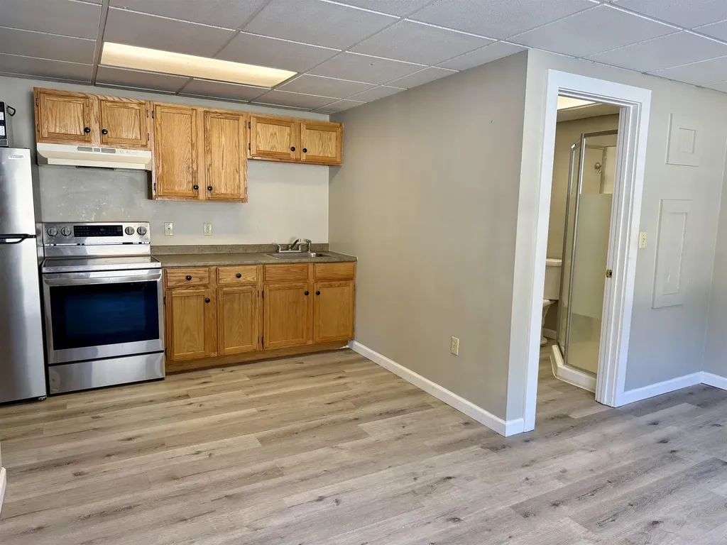 4 Commerce Street Hill NH 03243