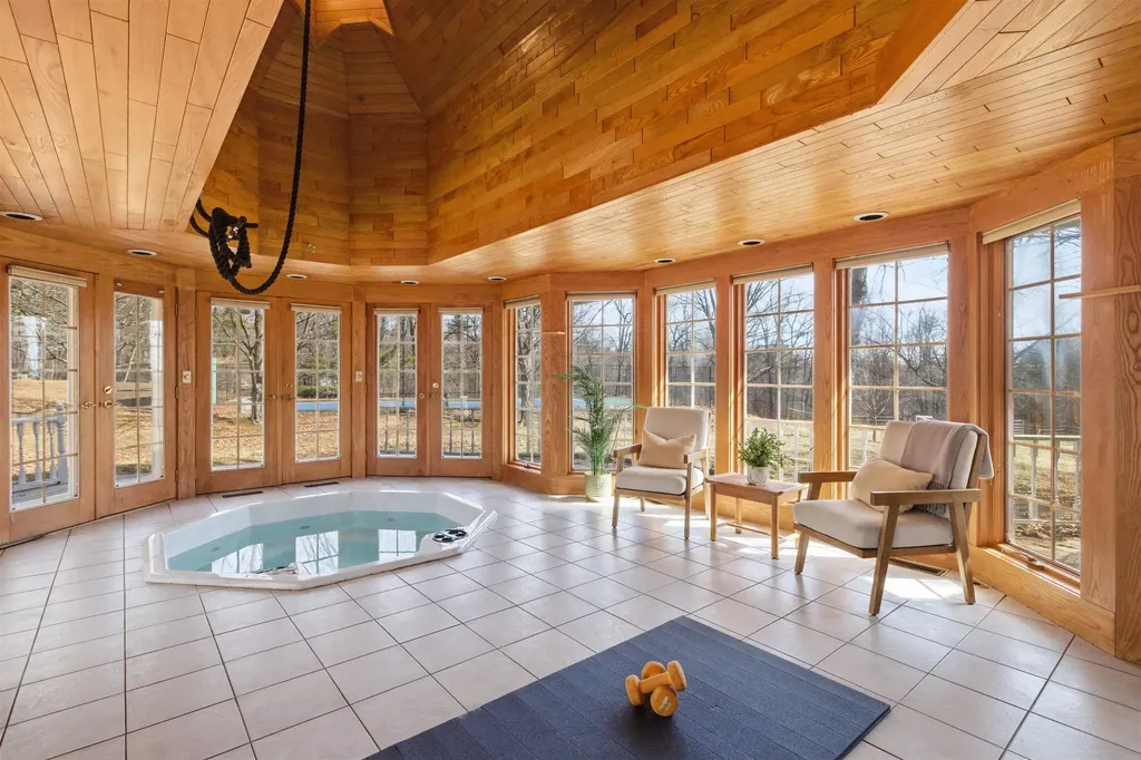 40-40A Pine Hill Road Hollis NH 03049