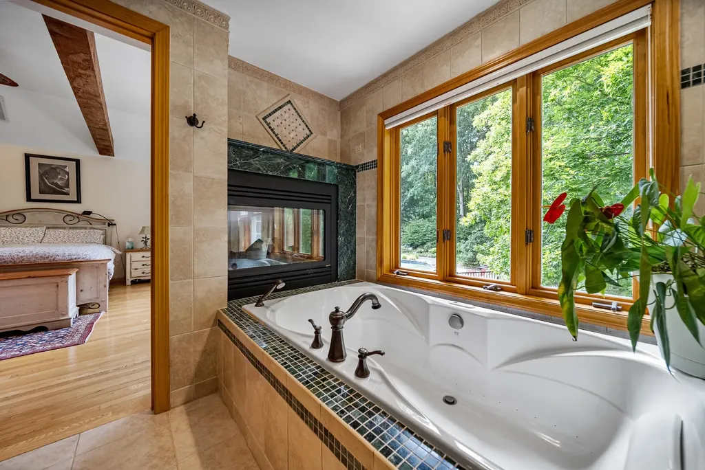 40-40A Pine Hill Road Hollis NH 03049