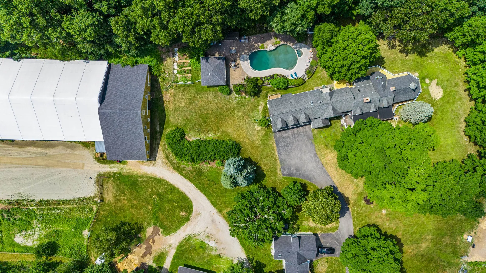 40-40A Pine Hill Road Hollis NH 03049