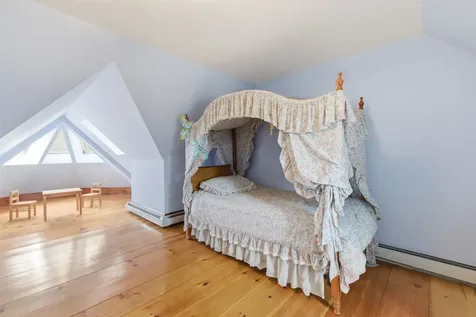 40-40A Pine Hill Road Hollis NH 03049