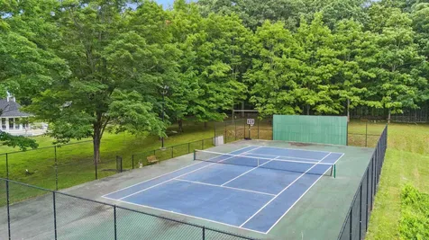 40-40A Pine Hill Road Hollis NH 03049