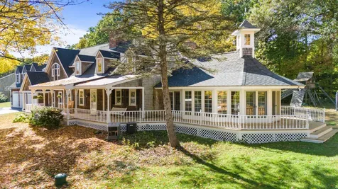 40-40A Pine Hill Road Hollis NH 03049