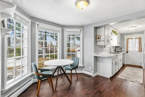 86 Lamprey Street Manchester NH 03102