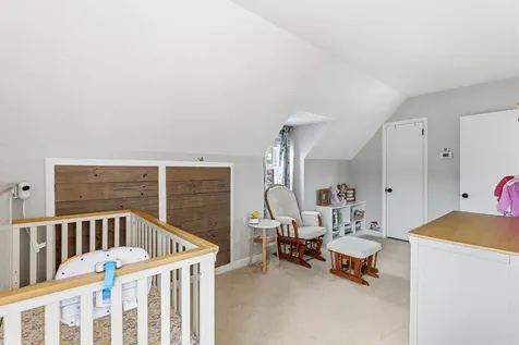 86 Lamprey Street Manchester NH 03102