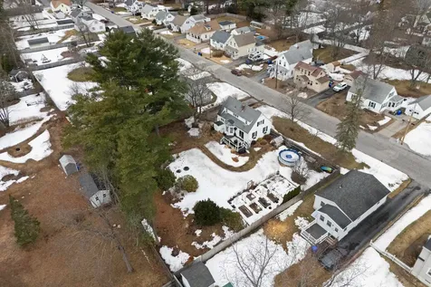 86 Lamprey Street Manchester NH 03102