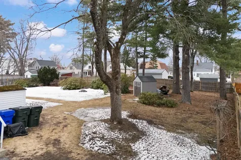 86 Lamprey Street Manchester NH 03102