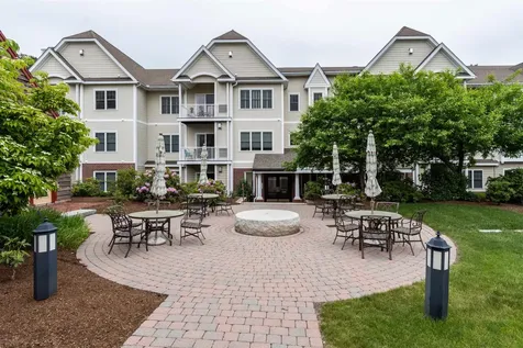 160 Daniel Webster Highway Nashua NH 03060